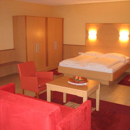 Hotel Cafe Lorenz Hohenems Ngoại thất bức ảnh
