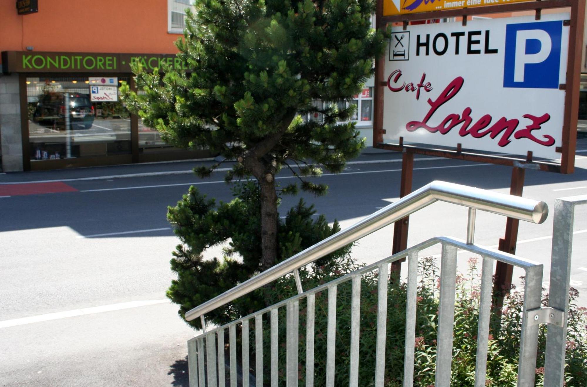 Hotel Cafe Lorenz Hohenems Ngoại thất bức ảnh