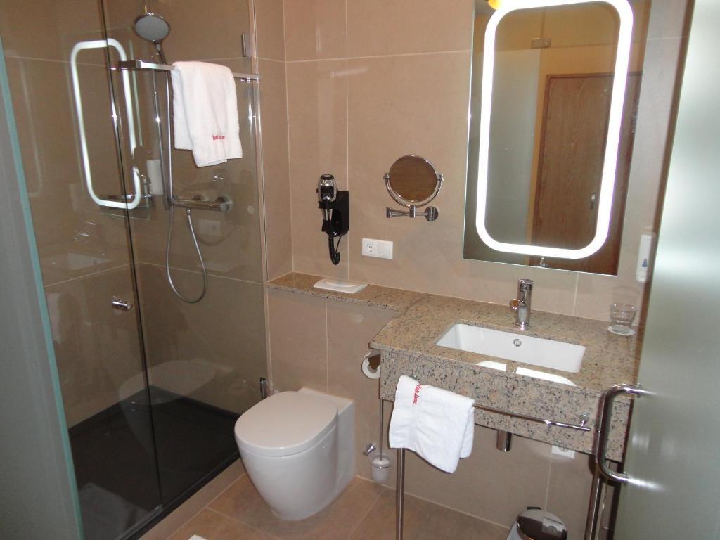 Hotel Cafe Lorenz Hohenems Phòng bức ảnh