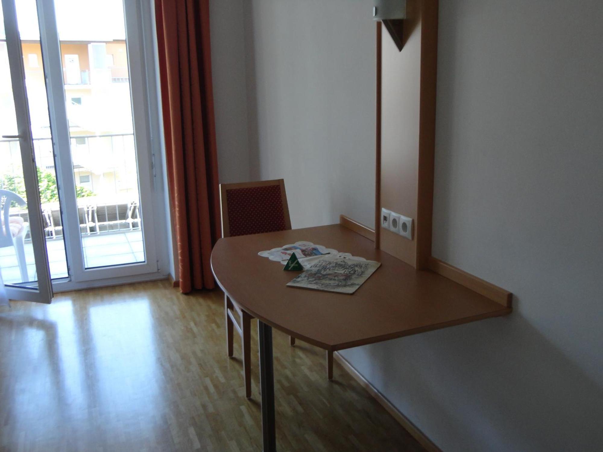 Hotel Cafe Lorenz Hohenems Ngoại thất bức ảnh